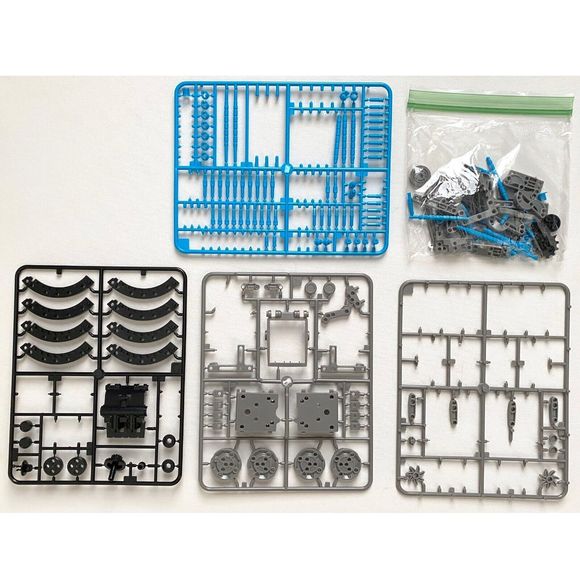 Discovery Kids Mindblown STEM 12-in-1 Solar Robot Creation Kit, 190 Pieces - Picture 4 of 4